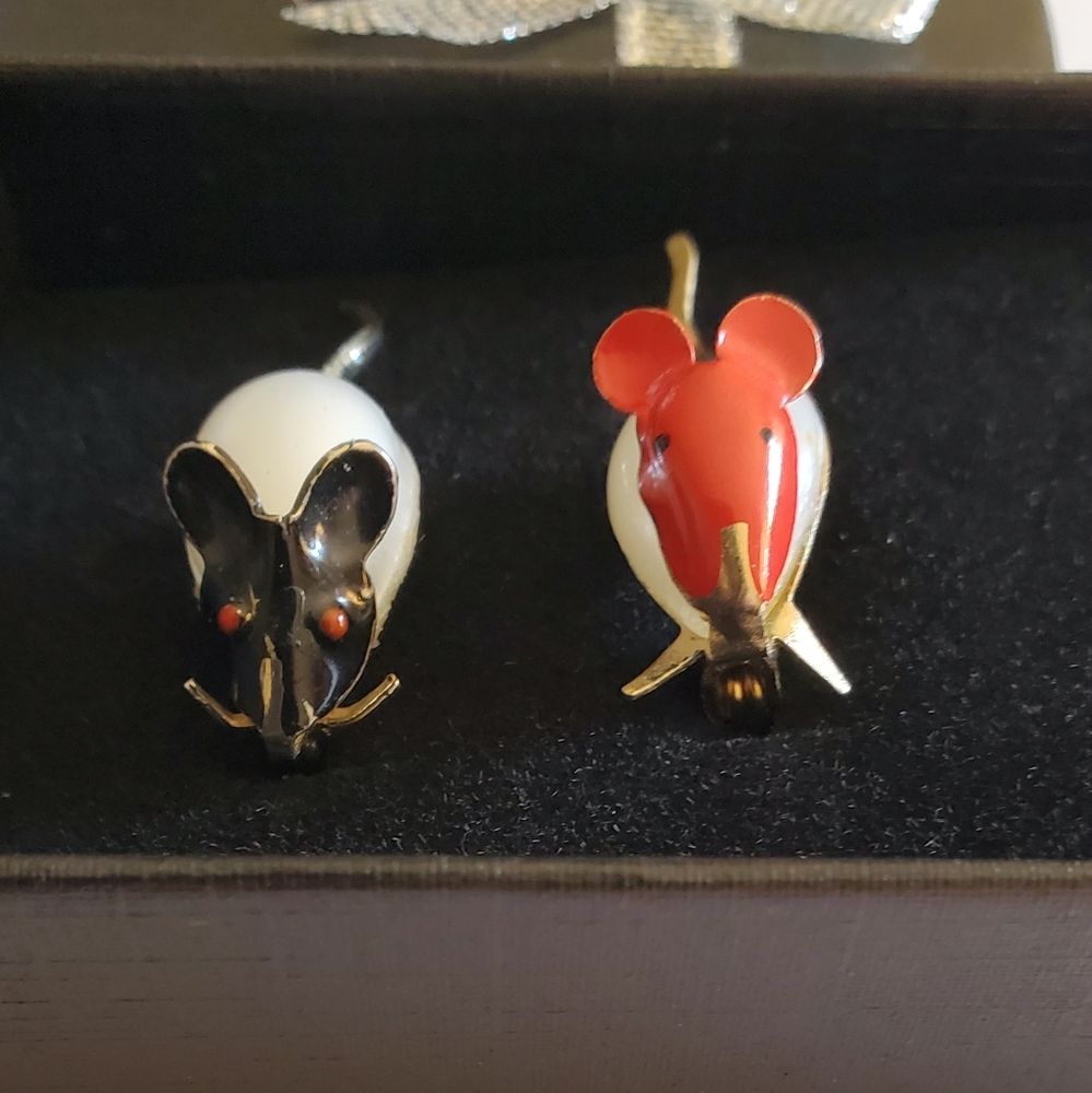 Vtg. 2pcs Cutties Mouse Brooches